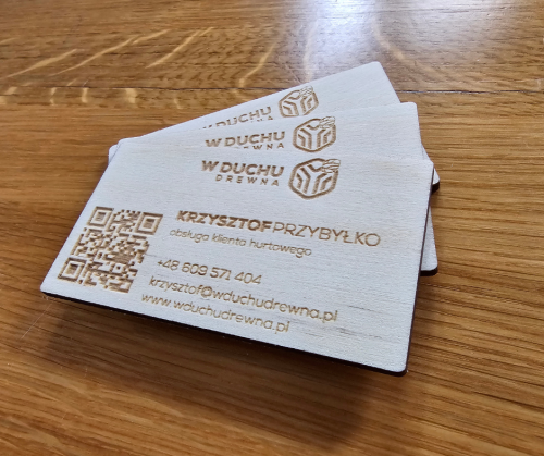 wizytówki drewniane z logo firmy
