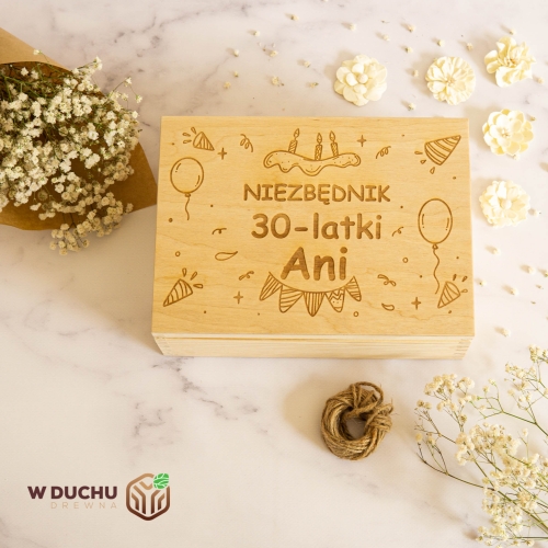 Niezbędnik urodzinowy z grawerem.jpg