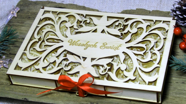 Pudełko drewniane na bombki2.jpg