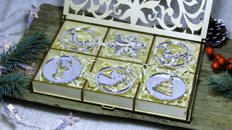 Pudełko drewniane na bombki - szt..jpg