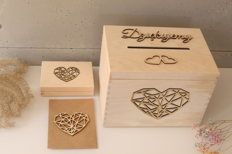 Komplet pudełko na koperty i obrączki surowe drewniane serce1.jpg