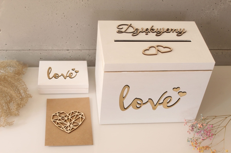 Komplet pudełko na koperty i obrączki białe love.jpg