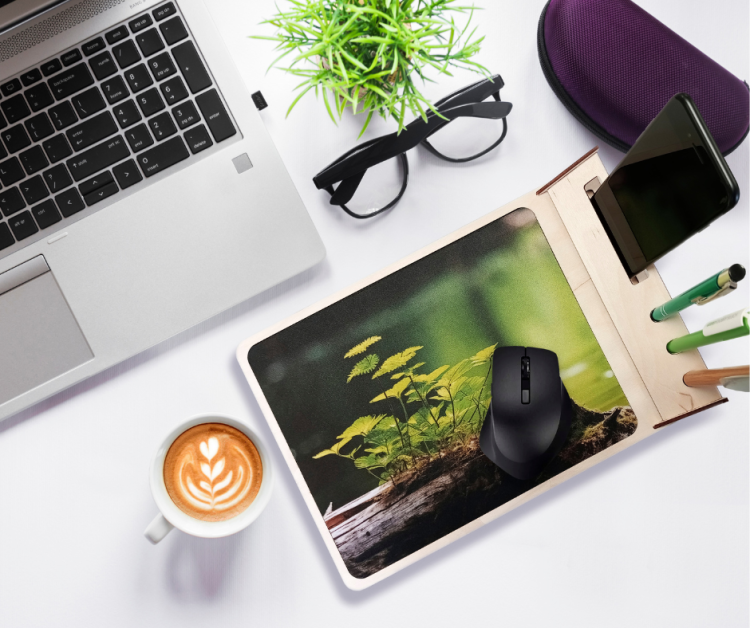 podkładka pod mysz ze stojakiem na telefon