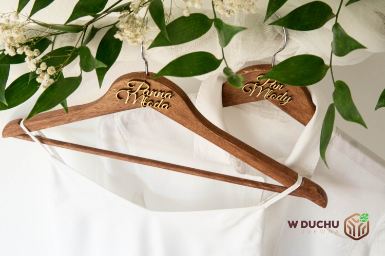 Zestaw wieszaków w stylu rustykalnym.jpg