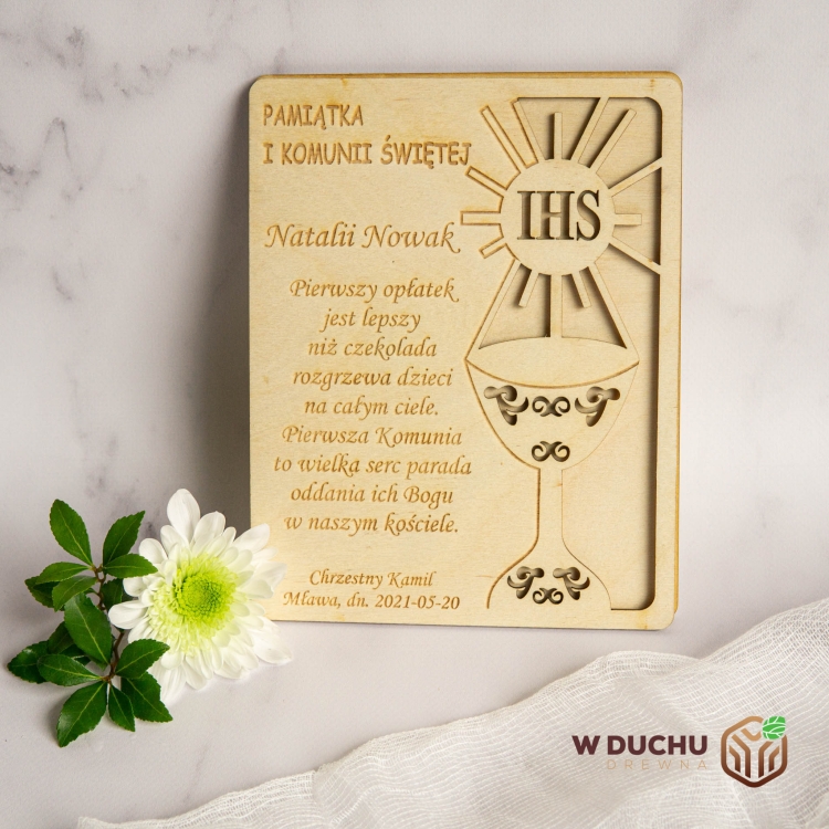 Drewniana pamiętka I komunii świętej.jpg